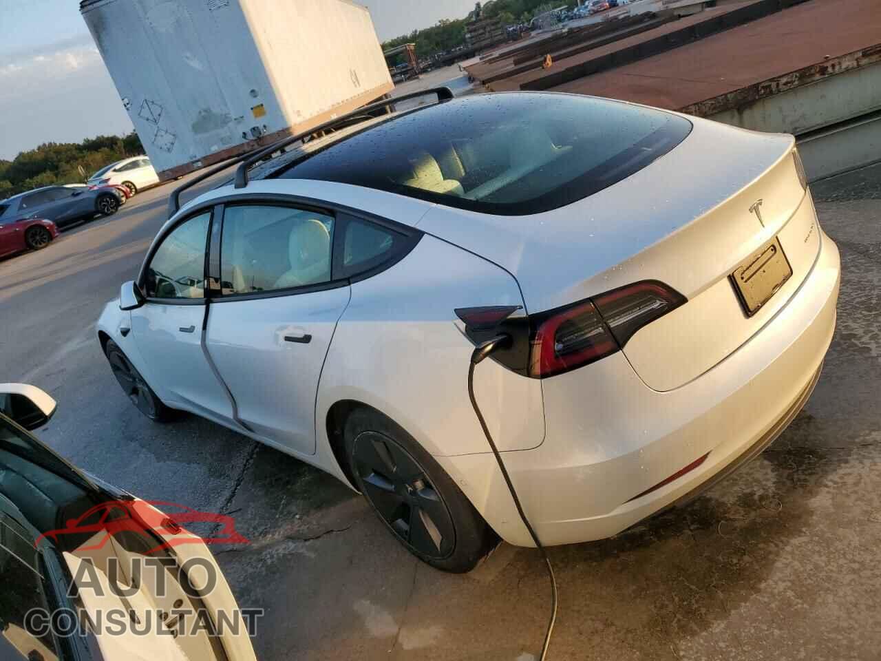 TESLA MODEL 3 2021 - 5YJ3E1EB0MF036471