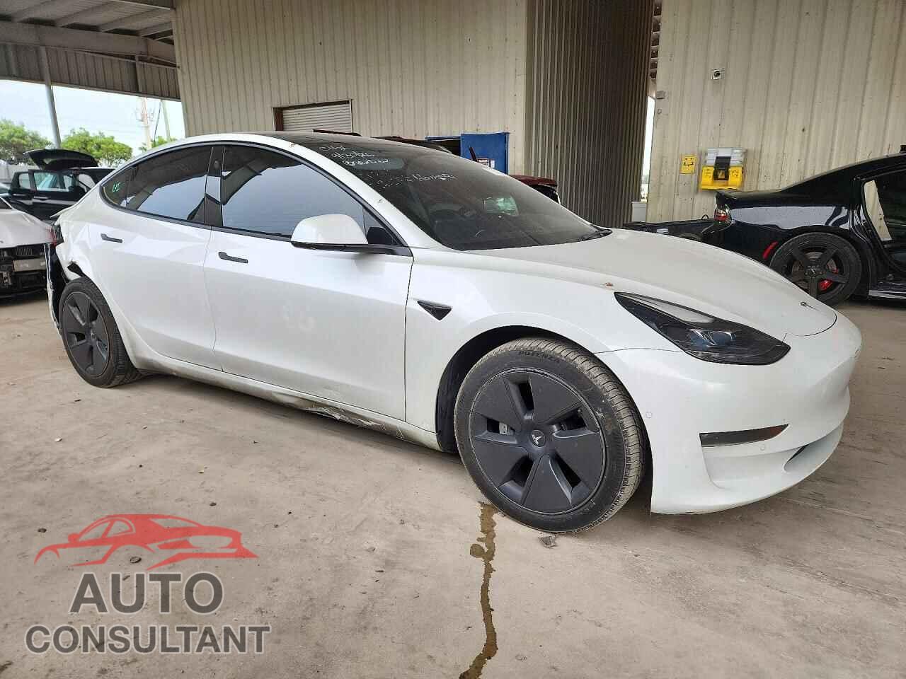 TESLA MODEL 3 2022 - 5YJ3E1EB6NF334072