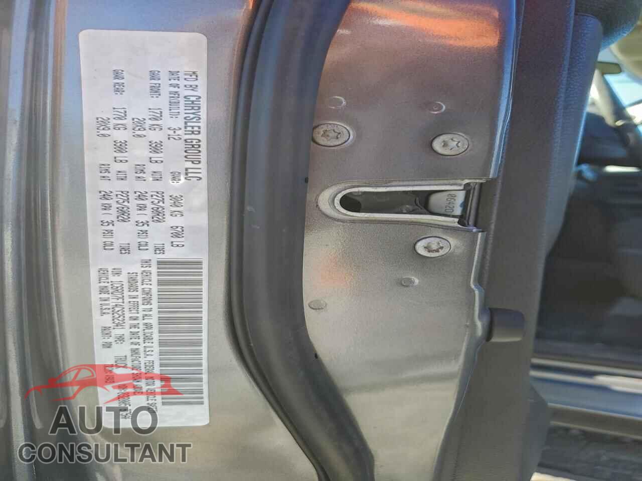 DODGE RAM 1500 2012 - 1C6RD7FT4CS252341