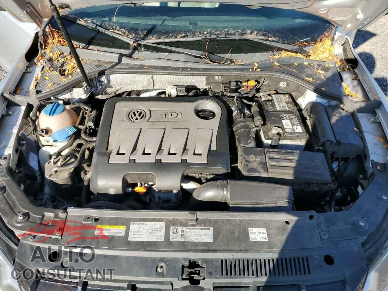 VOLKSWAGEN PASSAT 2014 - 1VWBN7A36EC003726