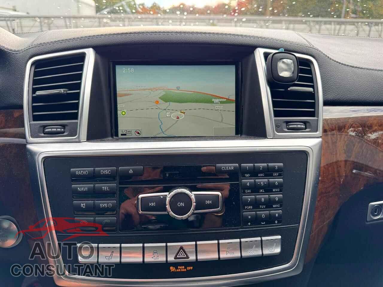 MERCEDES-BENZ GL-CLASS 2015 - 4JGDF7DE4FA511188