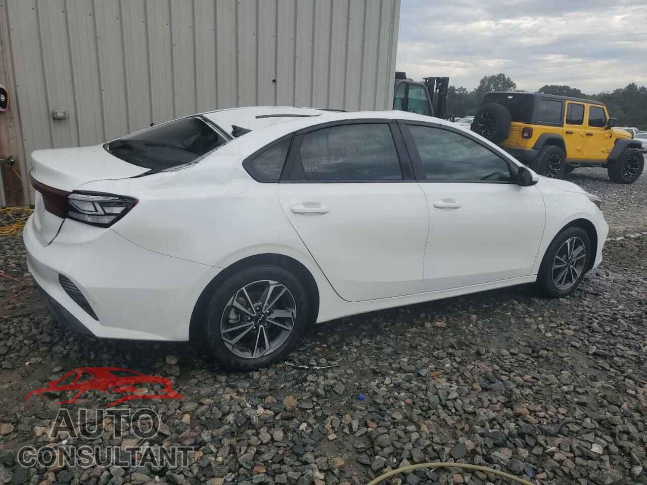 KIA FORTE 2022 - 3KPF24AD9NE437720