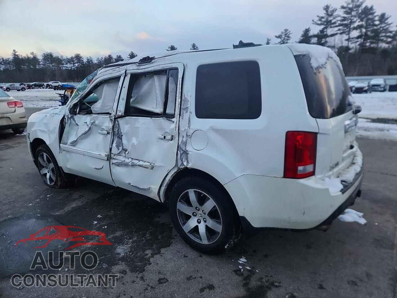 HONDA PILOT 2012 - 5FNYF4H95CB044111