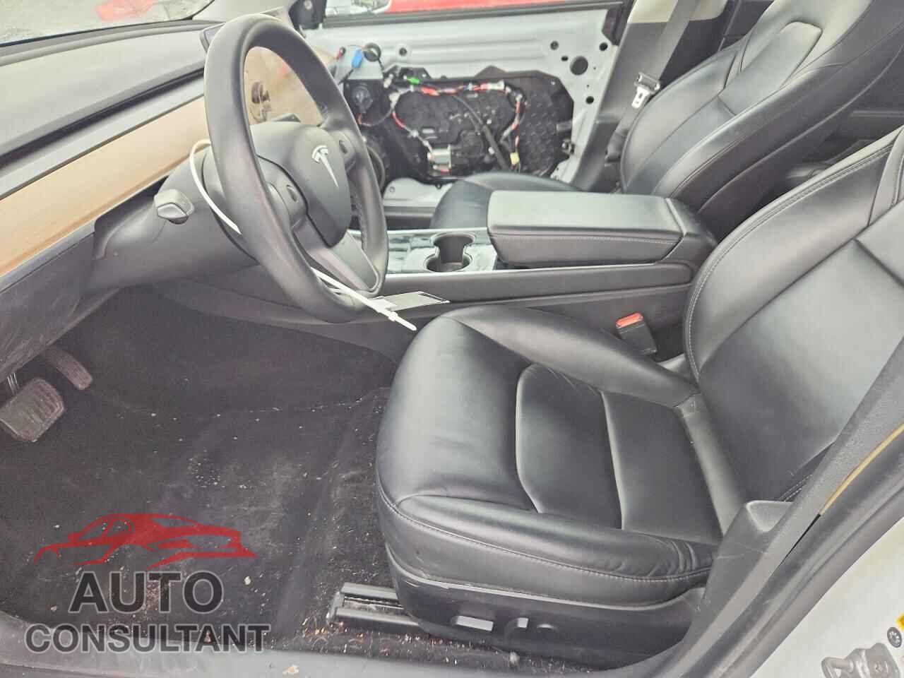 TESLA MODEL 3 2020 - 5YJ3E1EA6LF785667