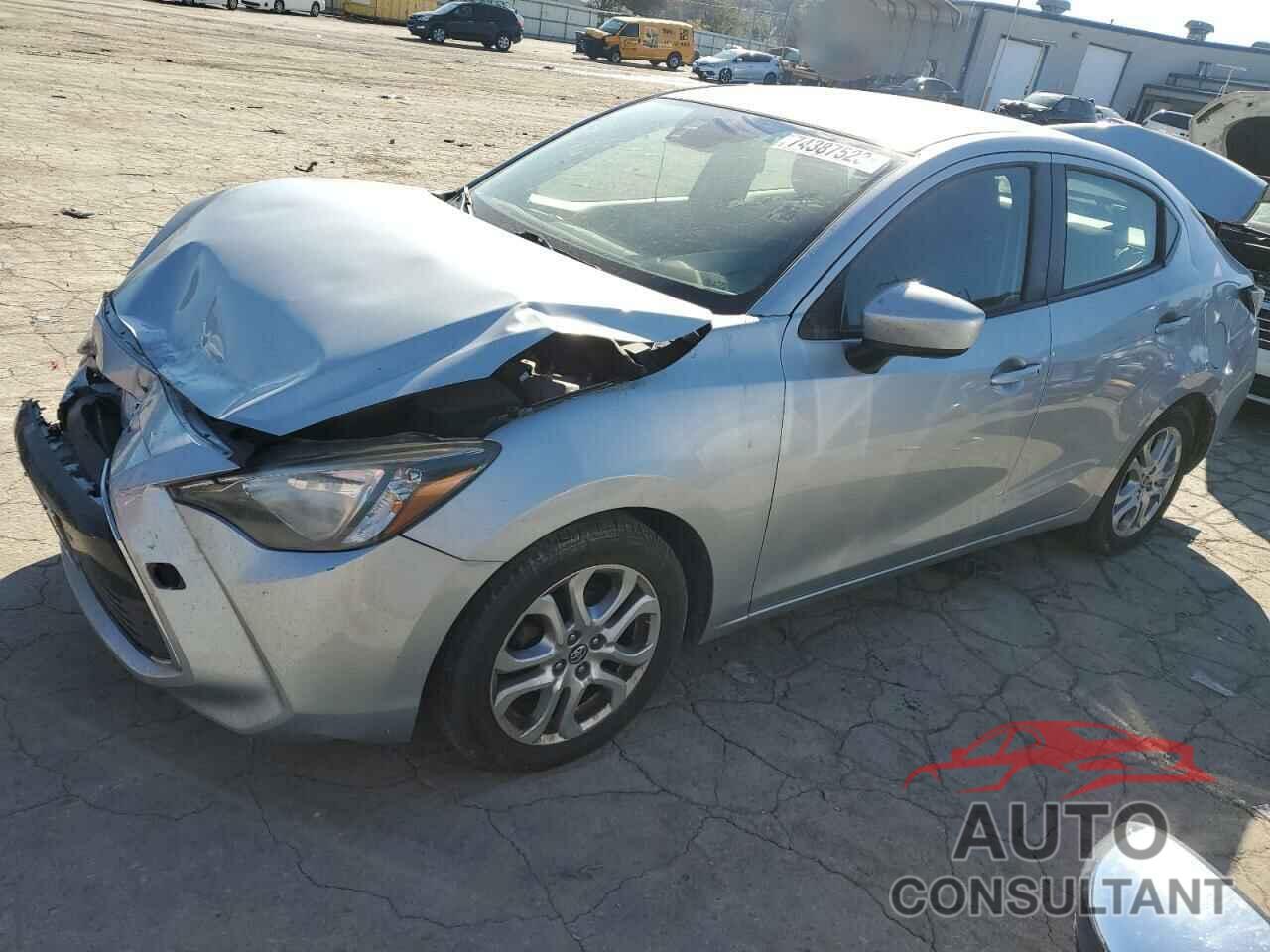 TOYOTA YARIS 2018 - 3MYDLBYV5JY313655