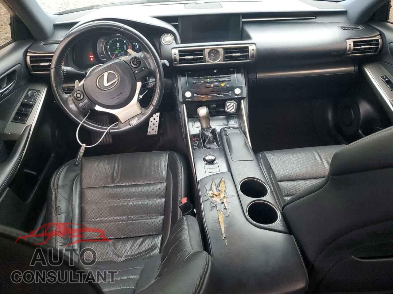 LEXUS IS 2014 - JTHCE1D26E5002148