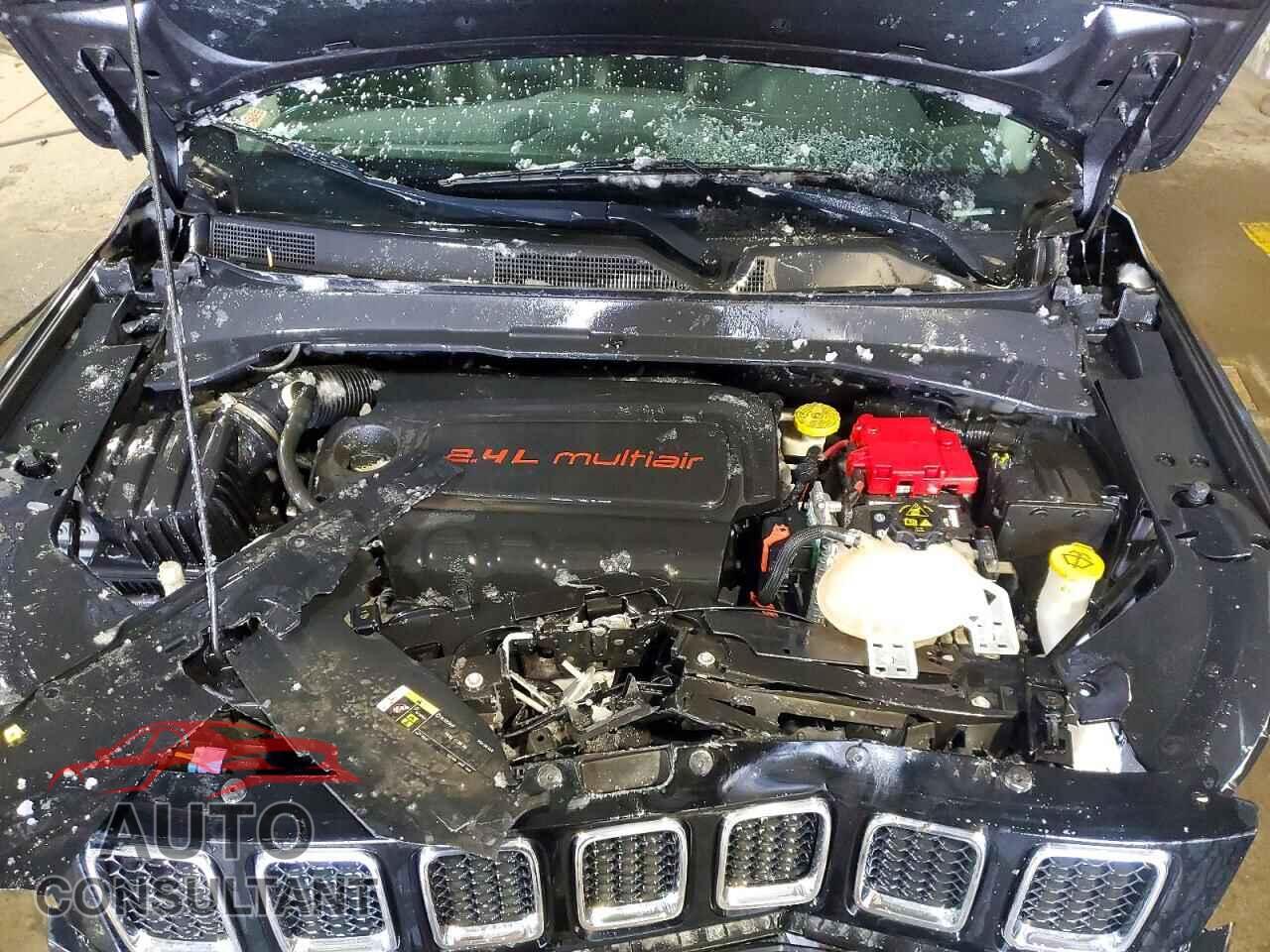 JEEP COMPASS 2019 - 3C4NJDCB4KT683401