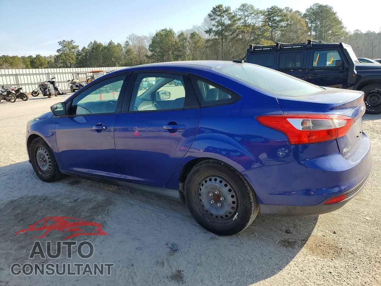 FORD FOCUS 2012 - 1FAHP3F20CL374092