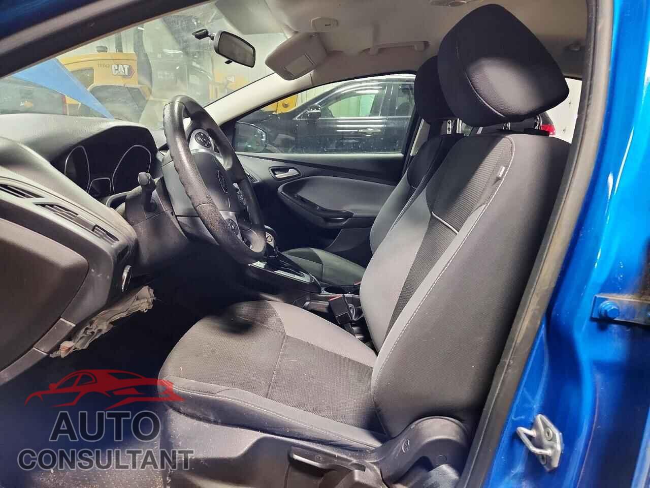 FORD FOCUS 2014 - 1FADP3F27EL246577