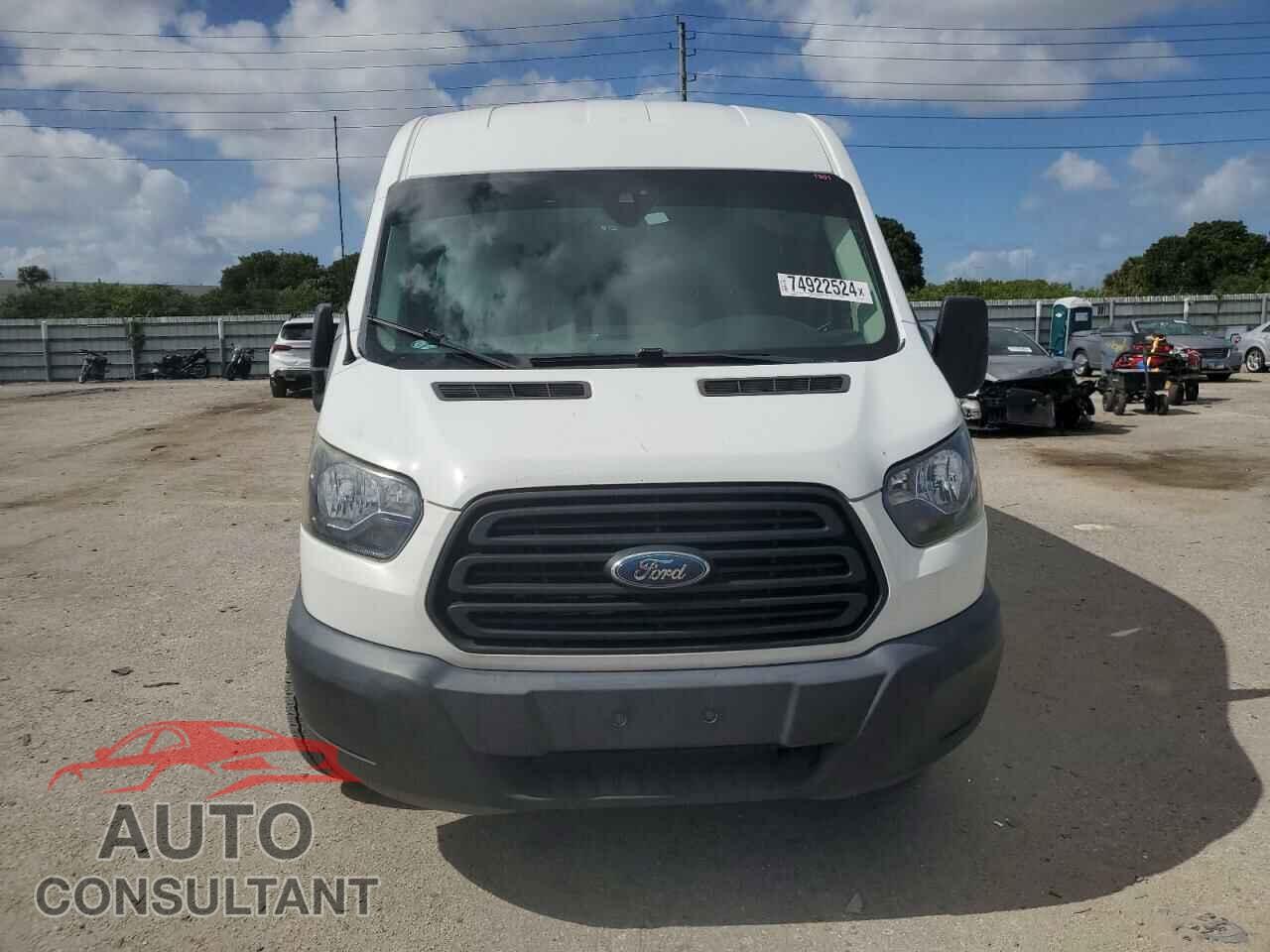 FORD TRANSIT 2019 - 1FTYE1CM8KKA51956