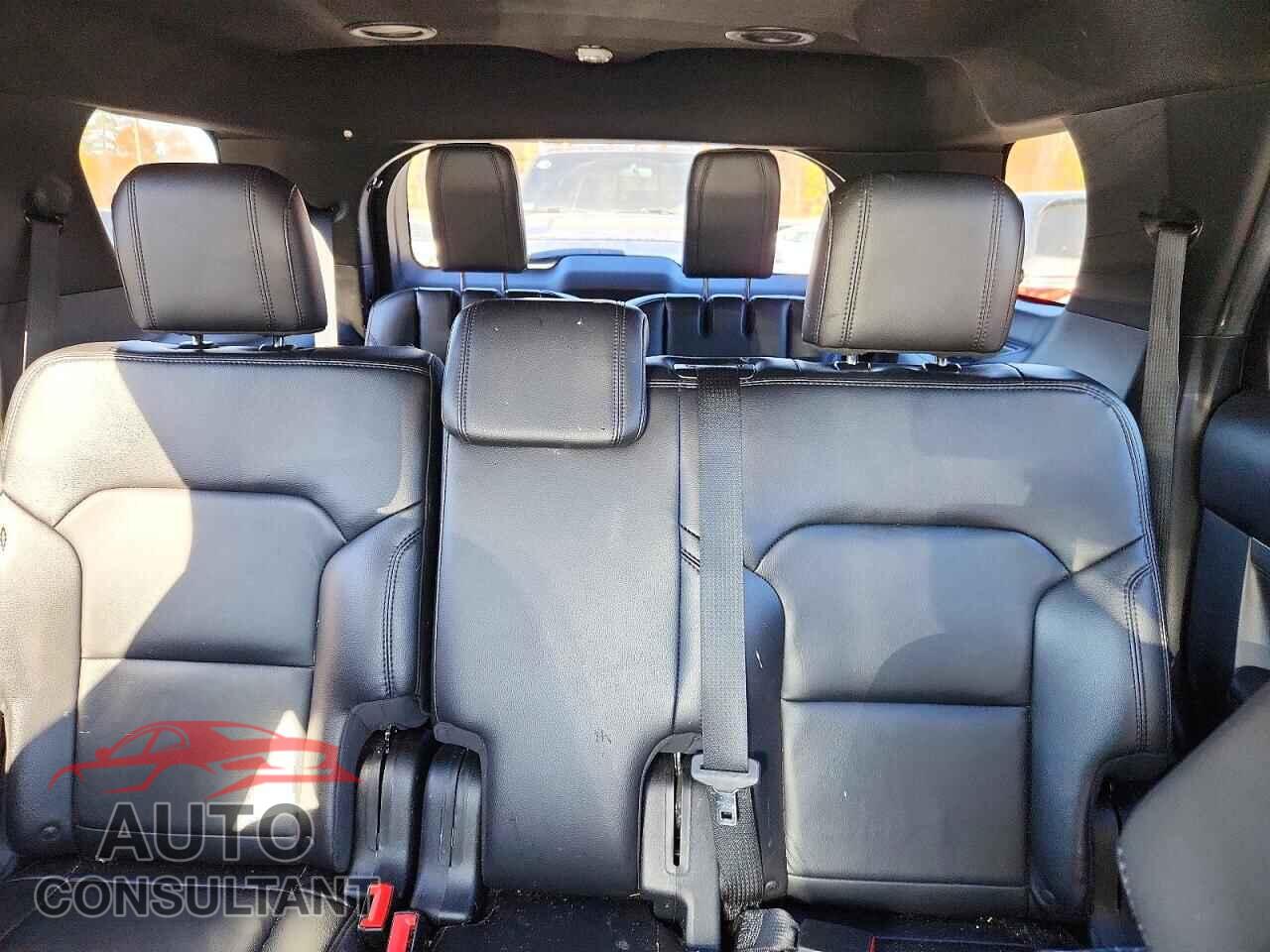 FORD EXPLORER 2018 - 1FM5K8D85JGA50315