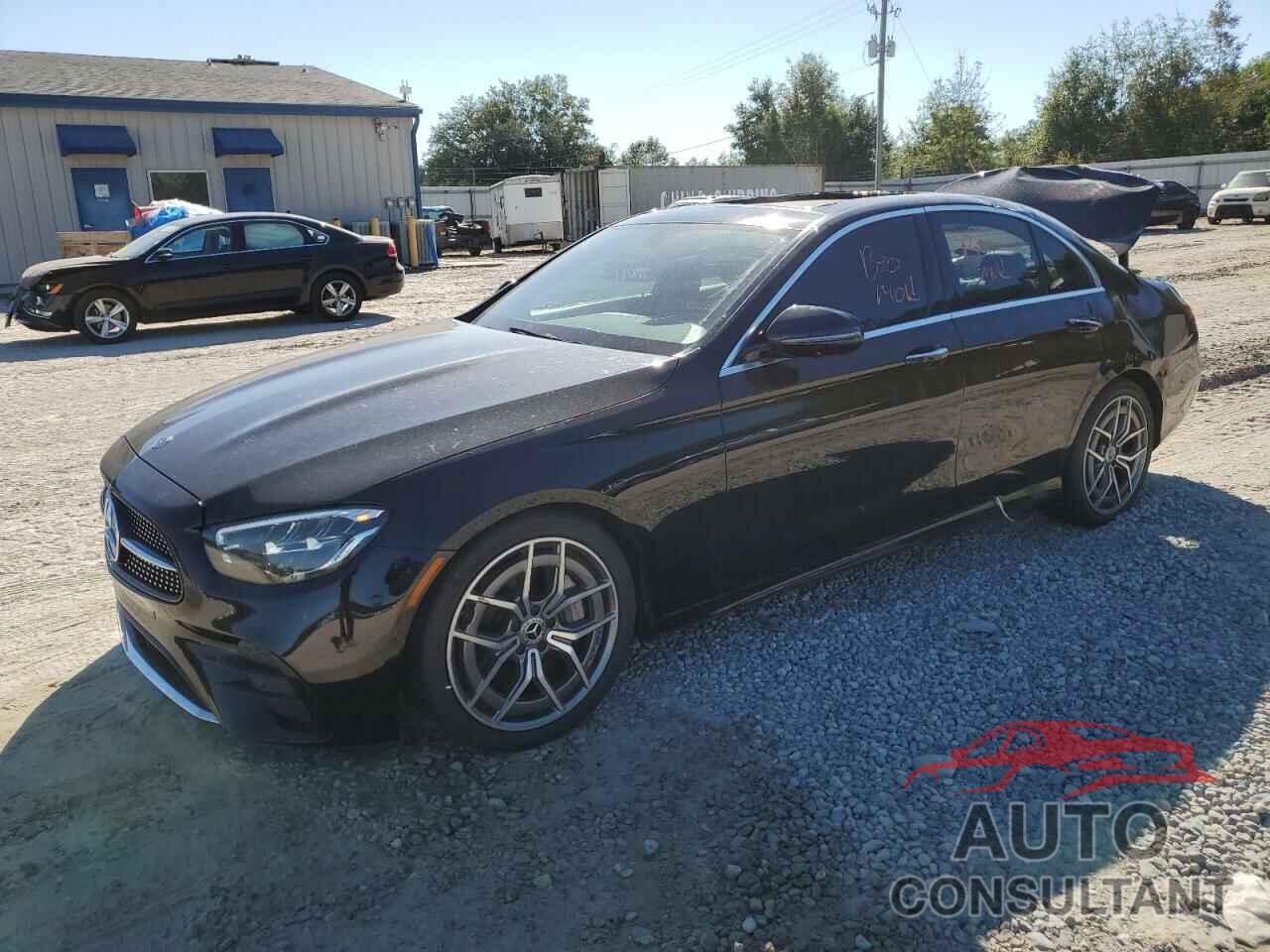 MERCEDES-BENZ E-CLASS 2021 - W1KZF8DB3MA874140