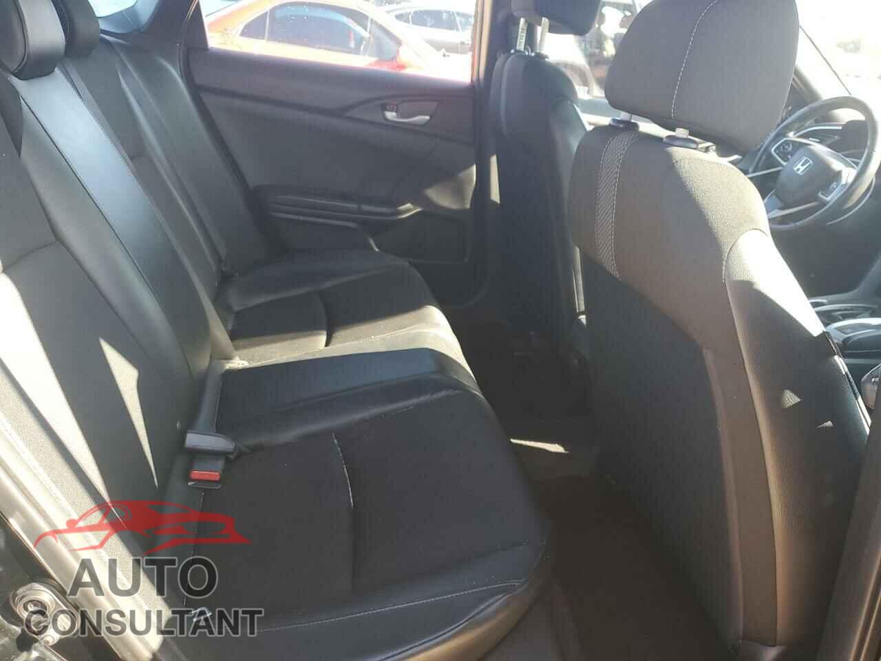 HONDA CIVIC 2019 - 2HGFC2F80KH590128