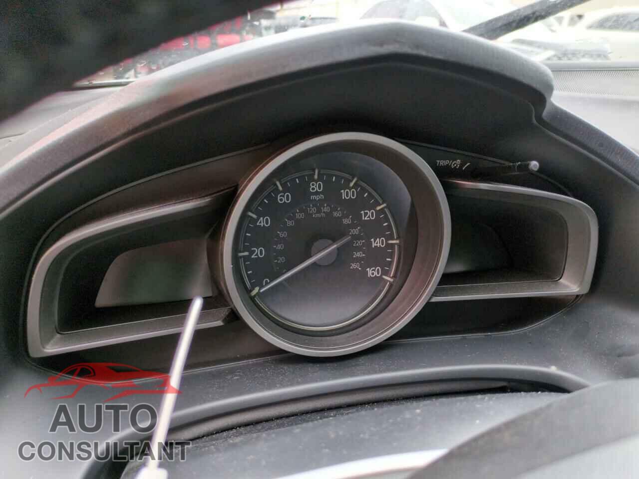 MAZDA 3 2017 - 3MZBN1L79HM122192