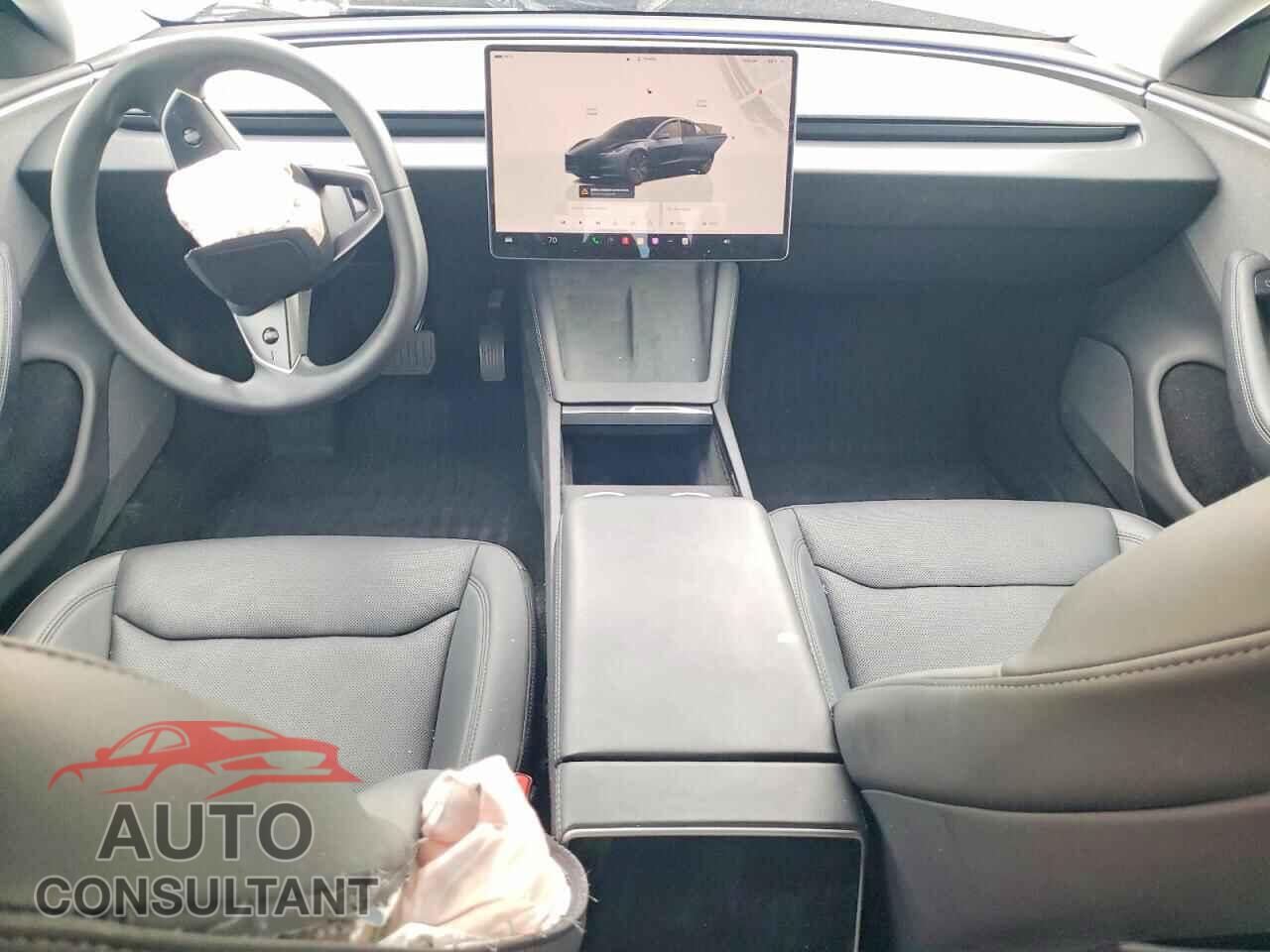 TESLA MODEL 3 2024 - 5YJ3E1EA4RF731213