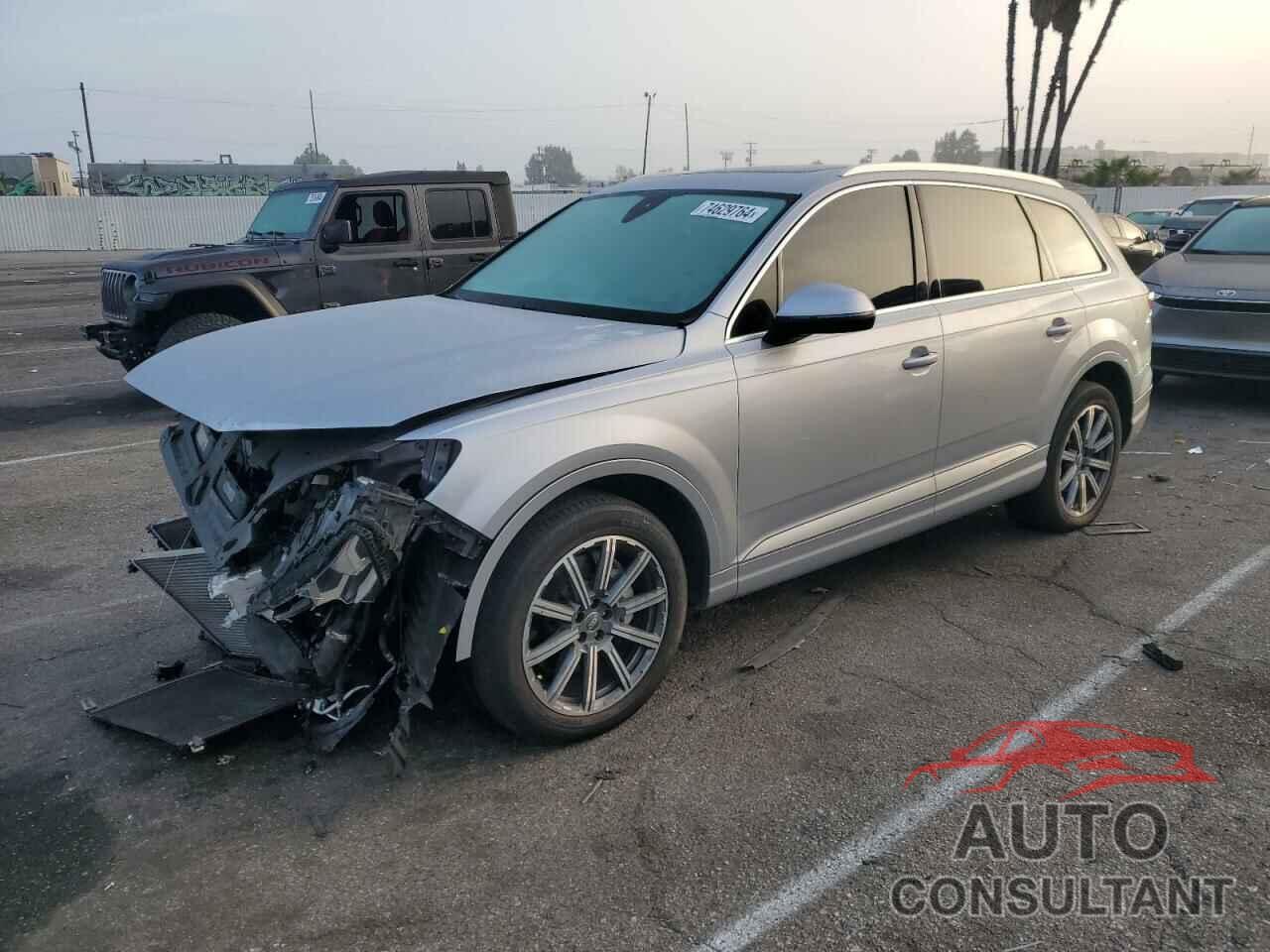 AUDI Q7 2019 - WA1AHAF74KD041874