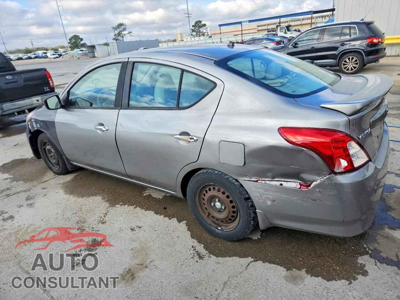 NISSAN VERSA 2015 - 3N1CN7AP1FL870261