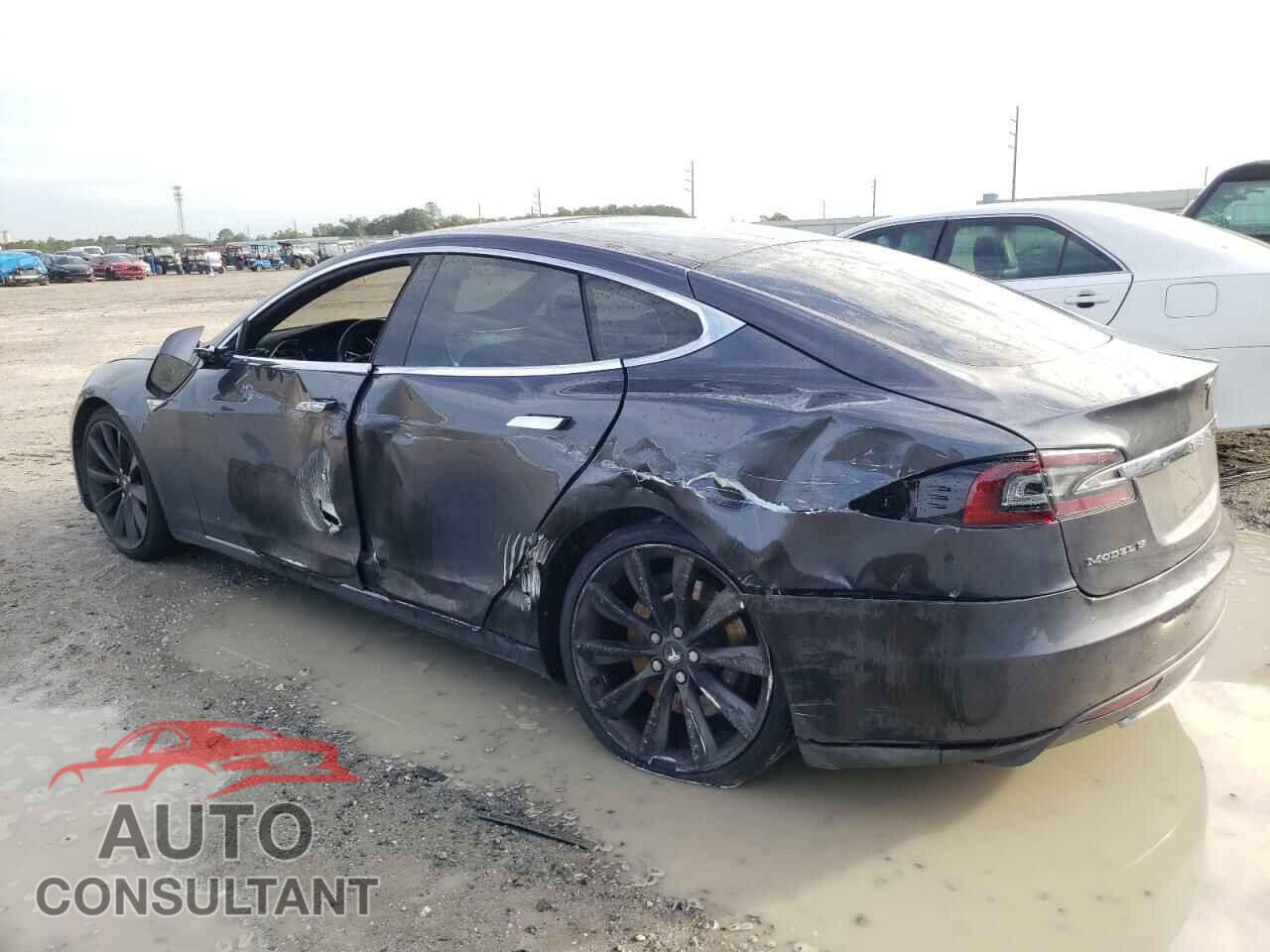TESLA MODEL S 2016 - 5YJSA1E22GF131299