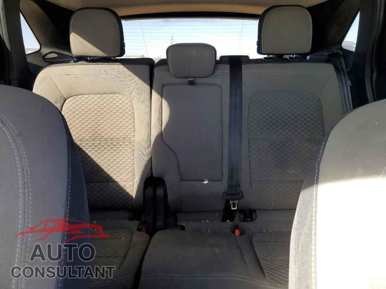 FORD ESCAPE 2020 - 1FMCU0G69LUA86011