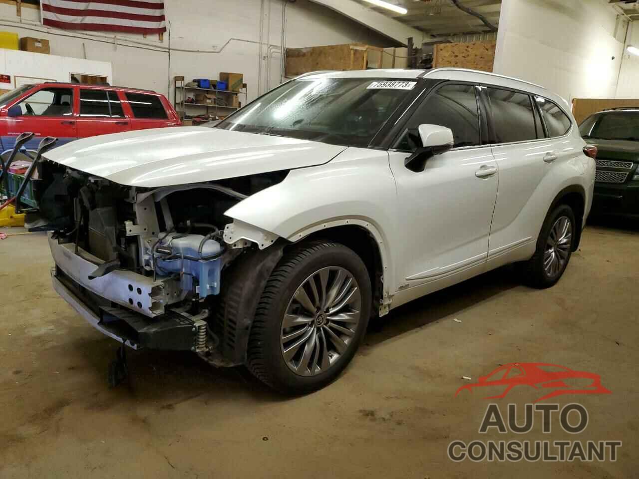 TOYOTA HIGHLANDER 2022 - 5TDEBRCH1NS073906
