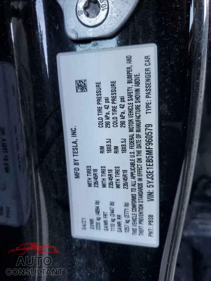 TESLA MODEL 3 2021 - 5YJ3E1EB5MF960579