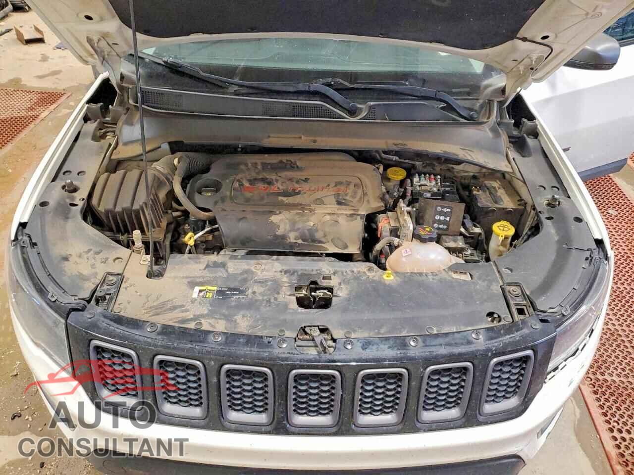 JEEP COMPASS 2020 - 3C4NJDDB4LT170746