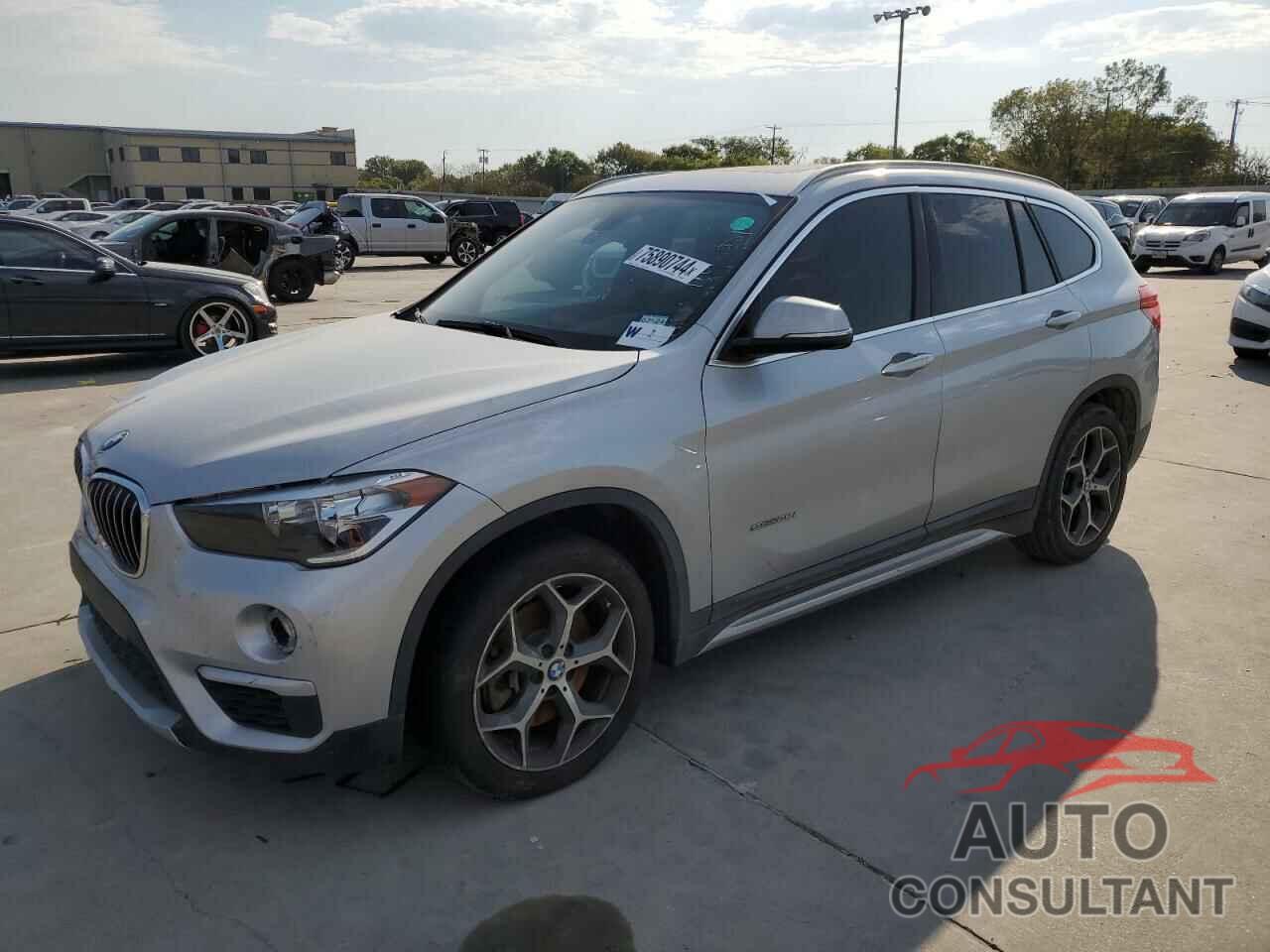 BMW X1 2018 - WBXHU7C34J5H41901