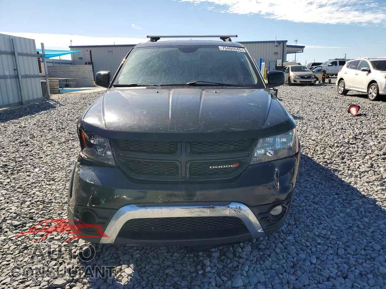 DODGE JOURNEY 2017 - 3C4PDCGB5HT612169