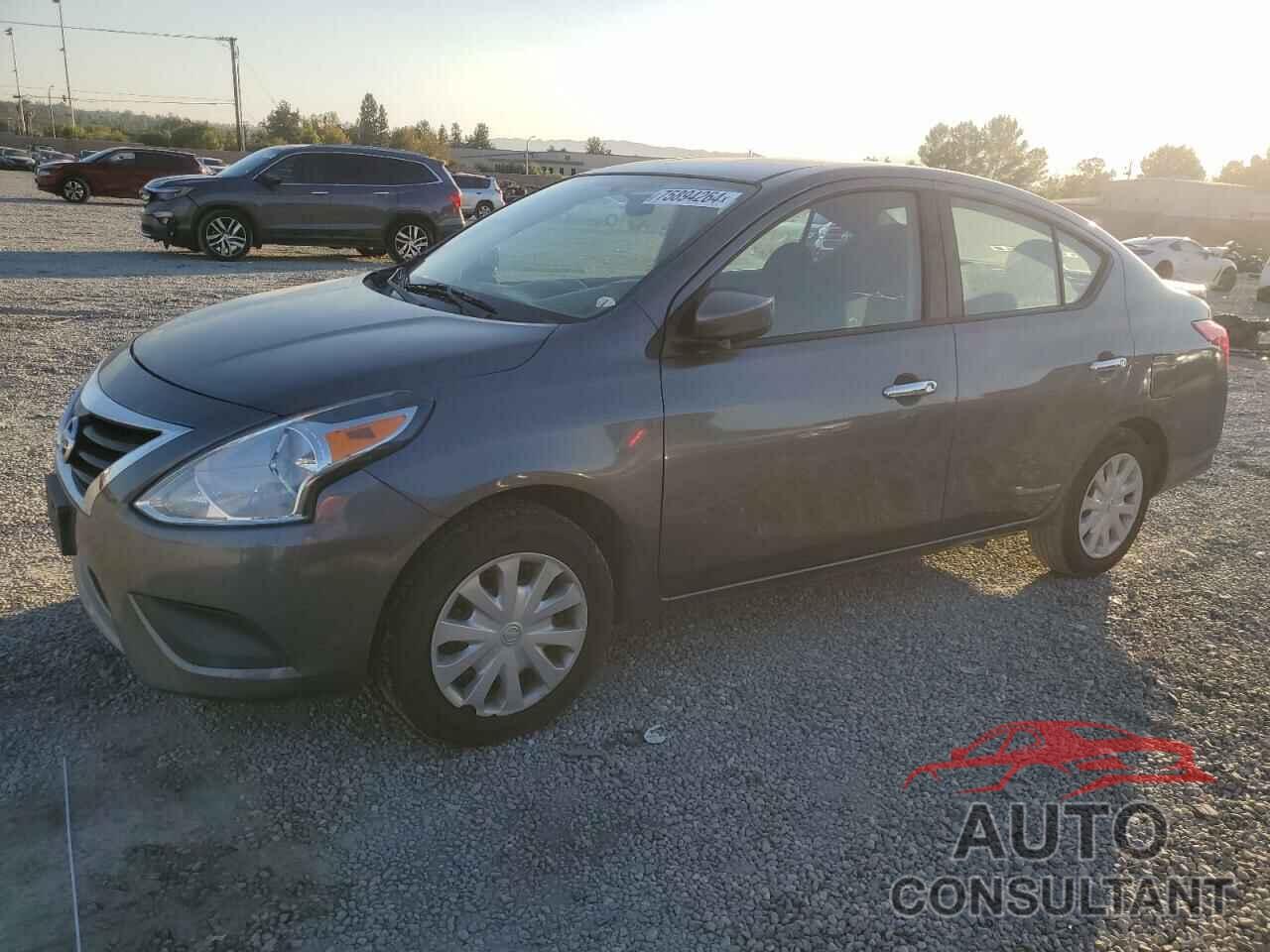 NISSAN VERSA 2018 - 3N1CN7AP7JL871830