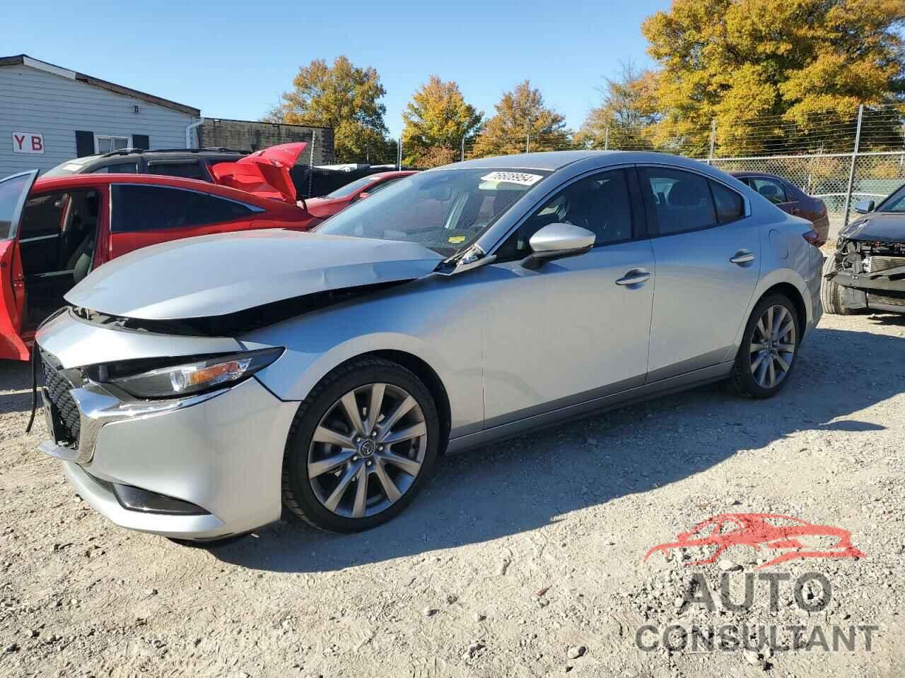 MAZDA 3 2019 - 3MZBPADL4KM105331