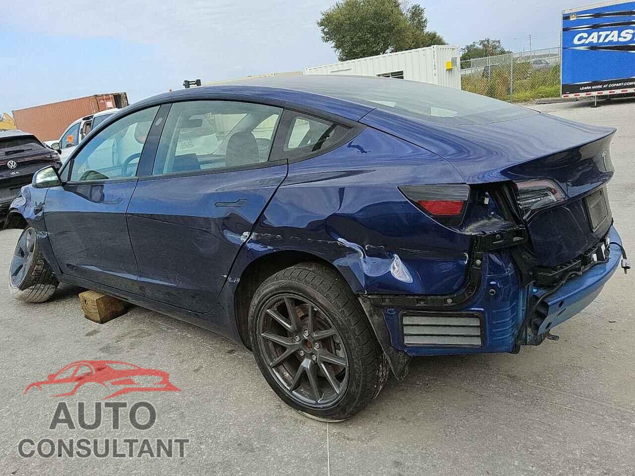 TESLA MODEL 3 2023 - 5YJ3E1EA0PF447784