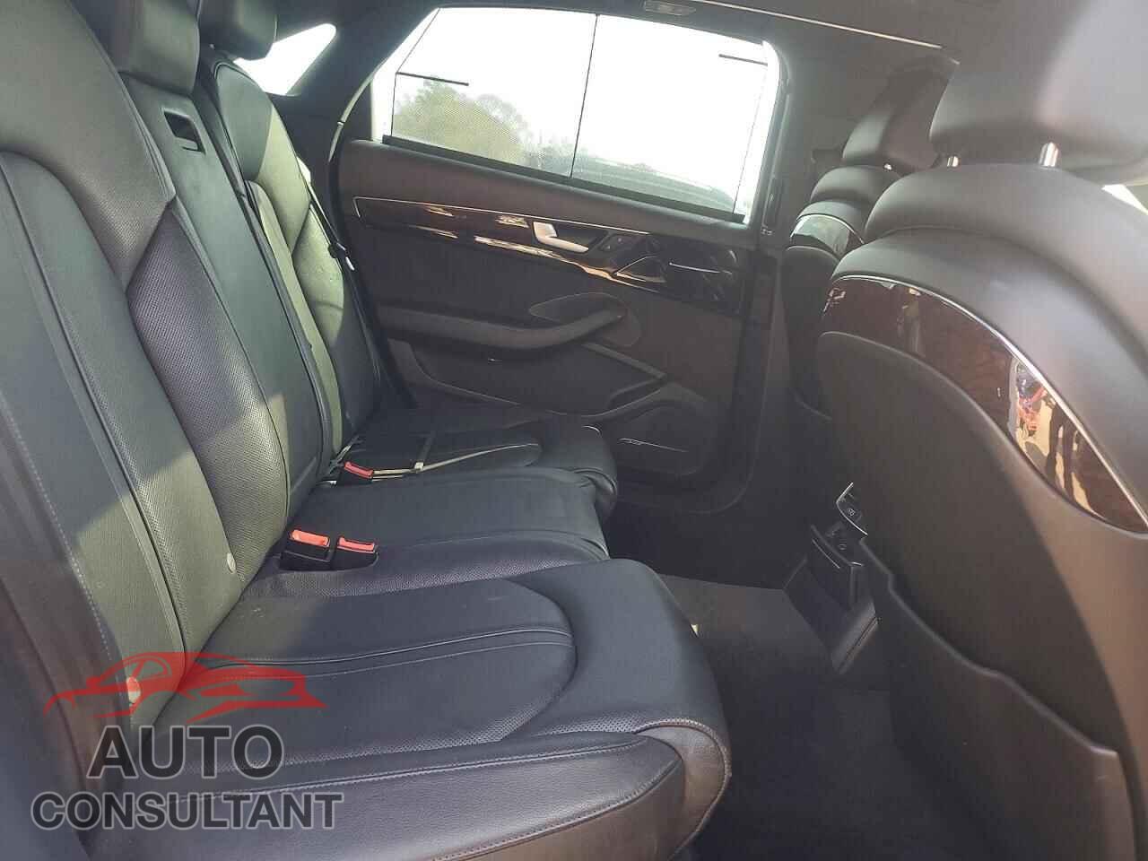AUDI A8 2014 - WAUR2AFD9EN003049