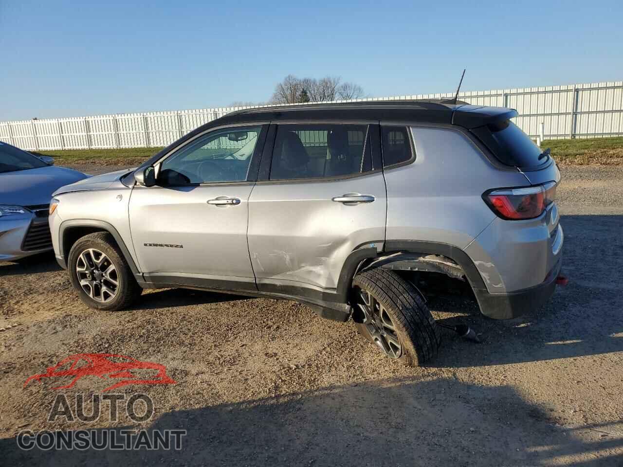 JEEP COMPASS 2019 - 3C4NJDDB9KT667872