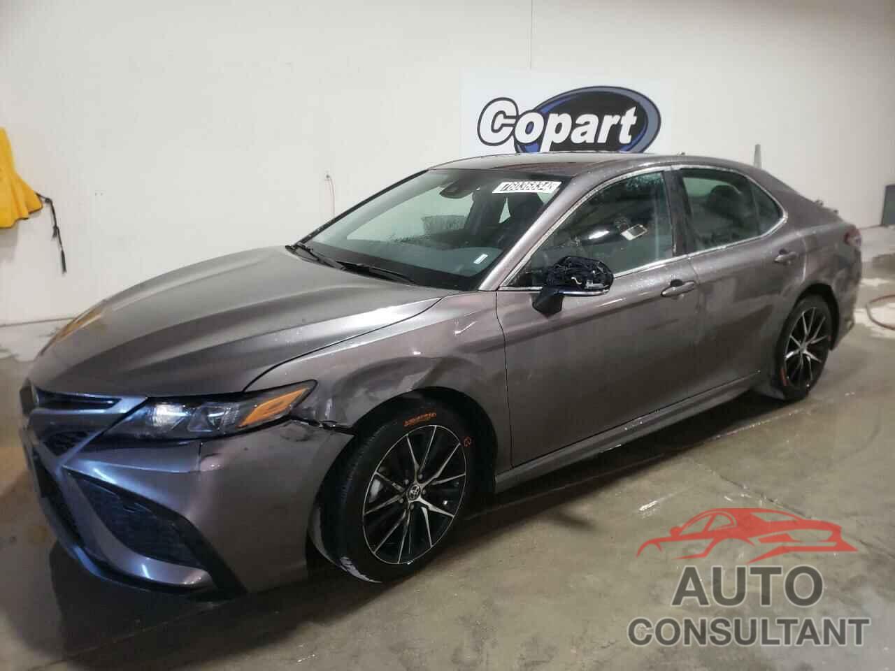 TOYOTA CAMRY 2022 - 4T1G11AK6NU689961