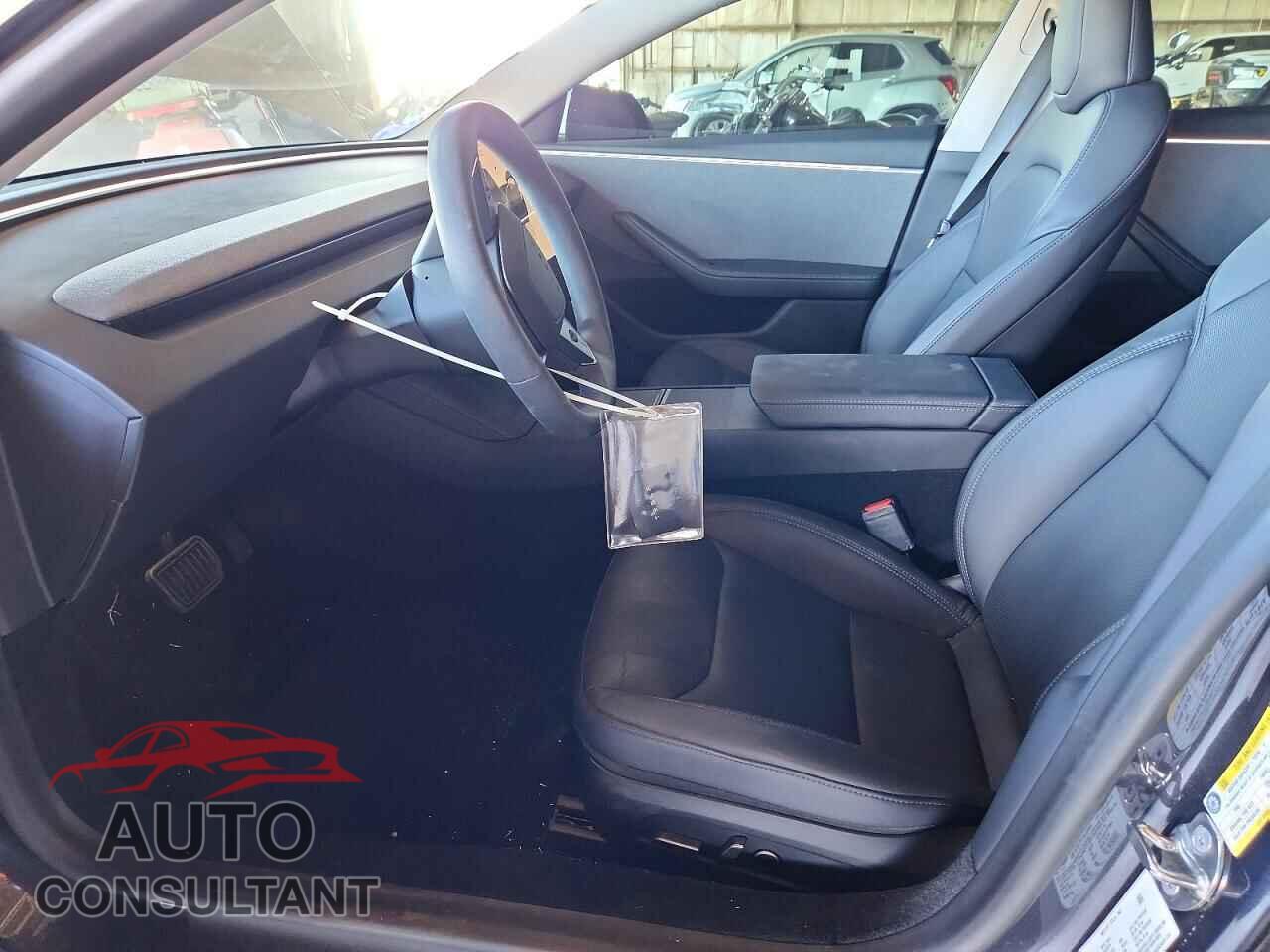 TESLA MODEL 3 2024 - 5YJ3E1EA1RF785939