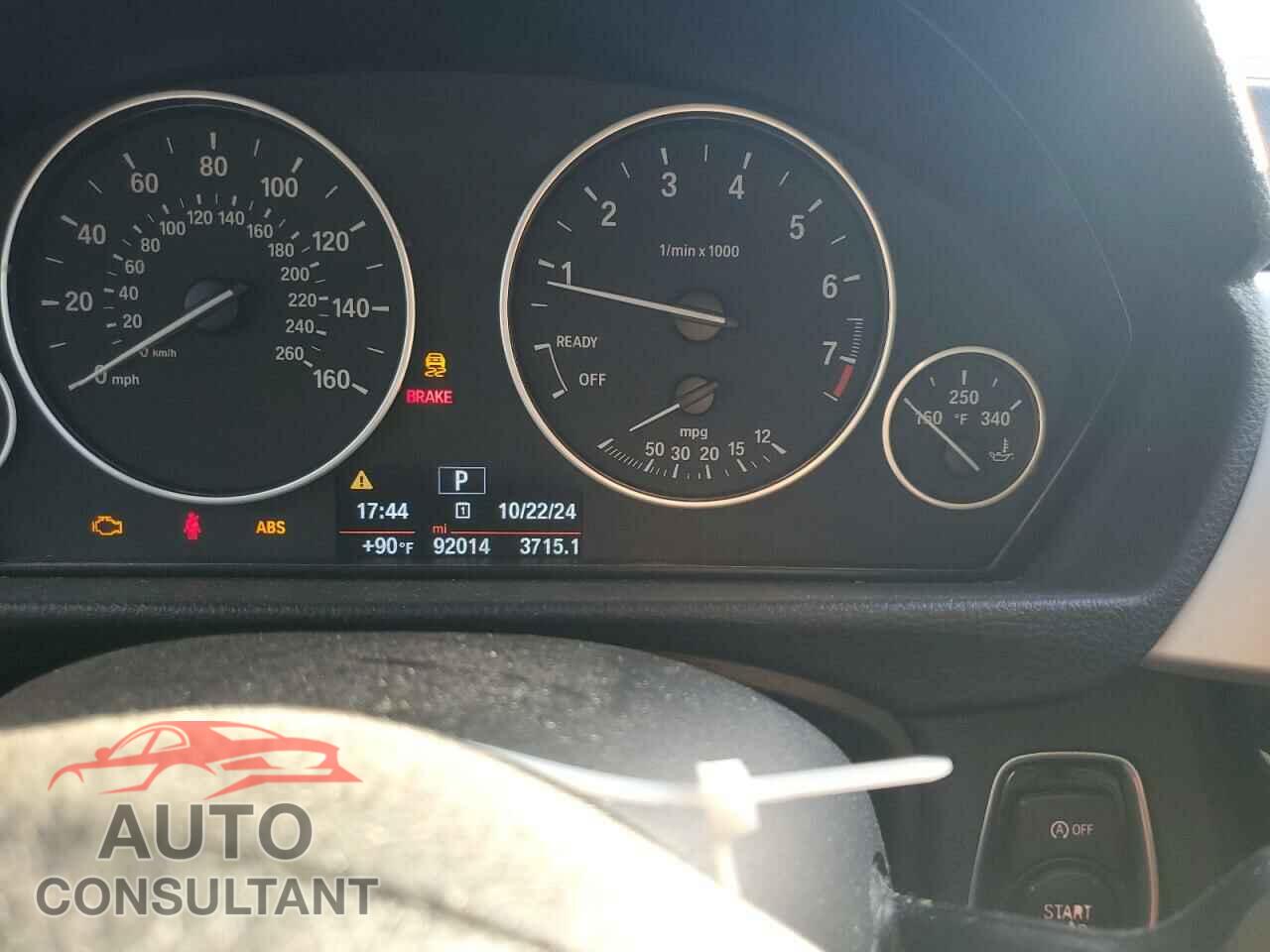 BMW 3 SERIES 2017 - WBA8A9C3XHK863962