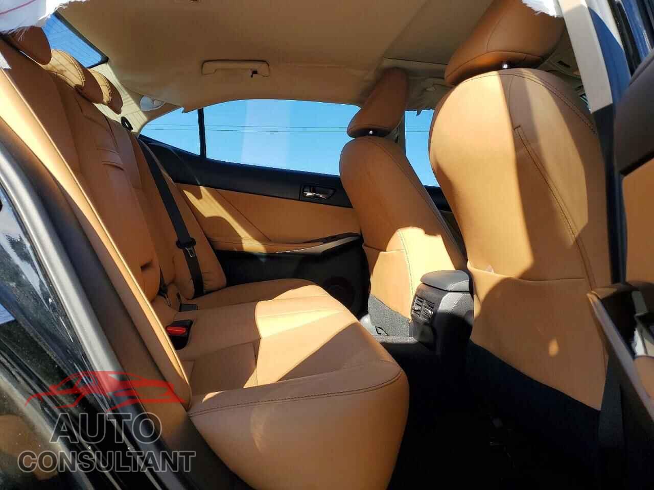 LEXUS IS 2016 - JTHBA1D27G5004341
