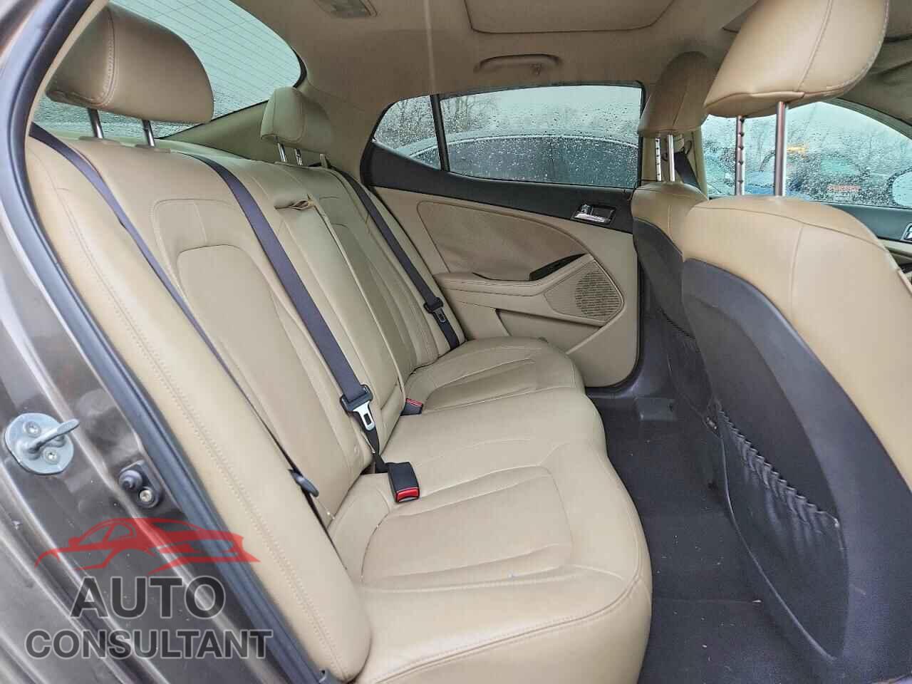 KIA OPTIMA 2011 - KNAGN4A79B5156916