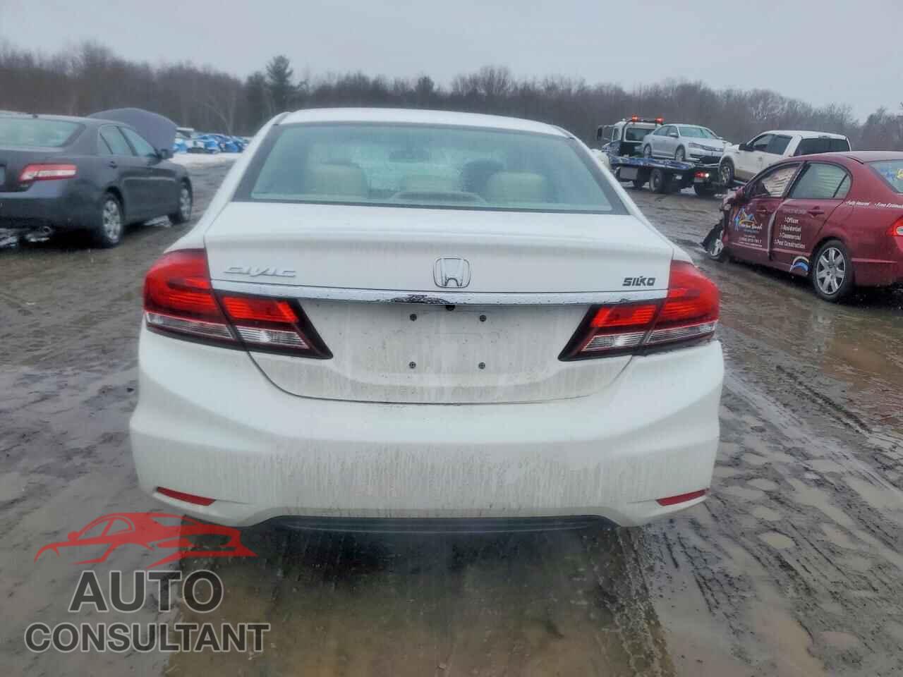 HONDA CIVIC 2013 - 2HGFB2F55DH505053
