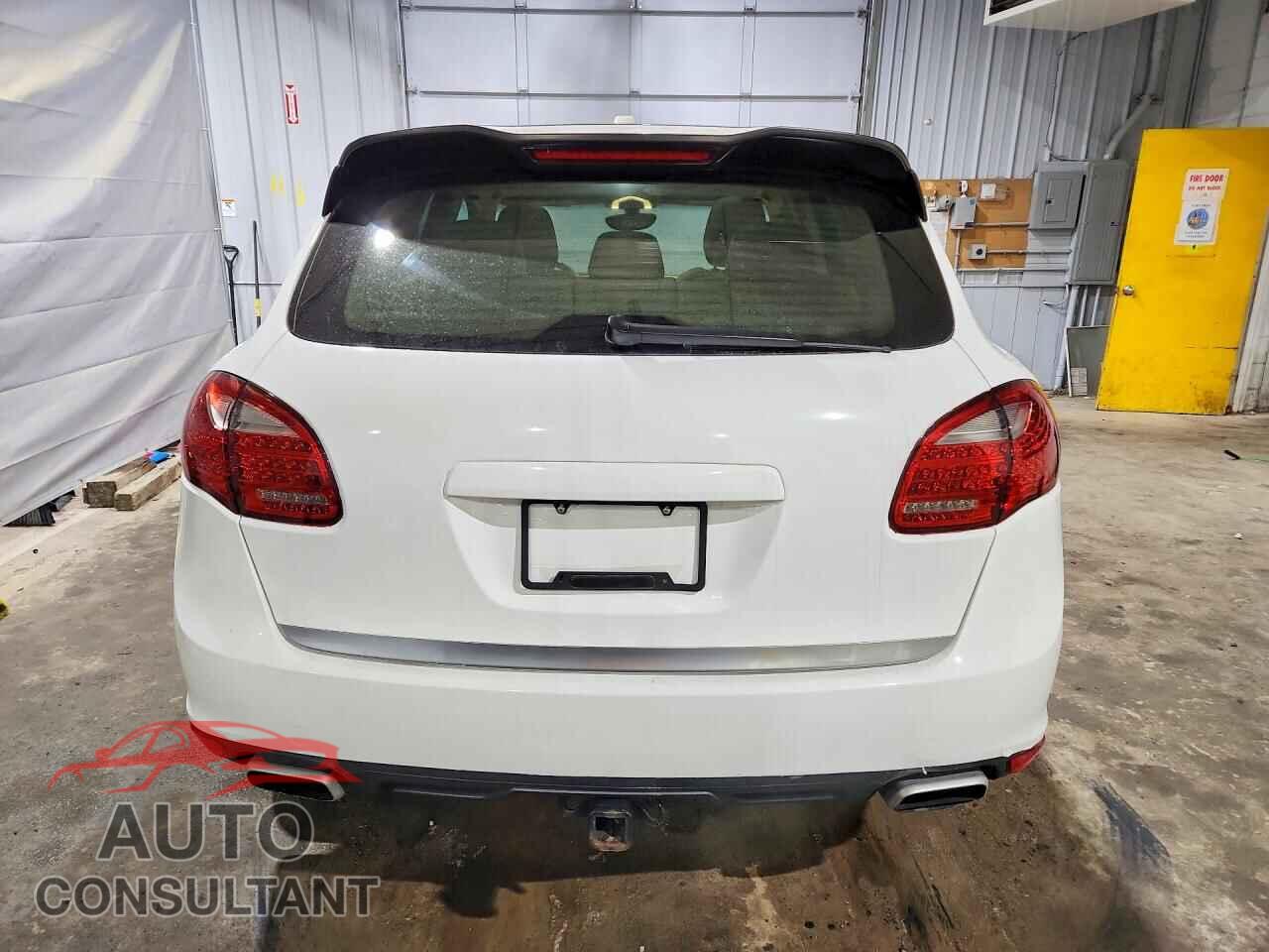 PORSCHE CAYENNE 2011 - WP1AB2A27BLA52221