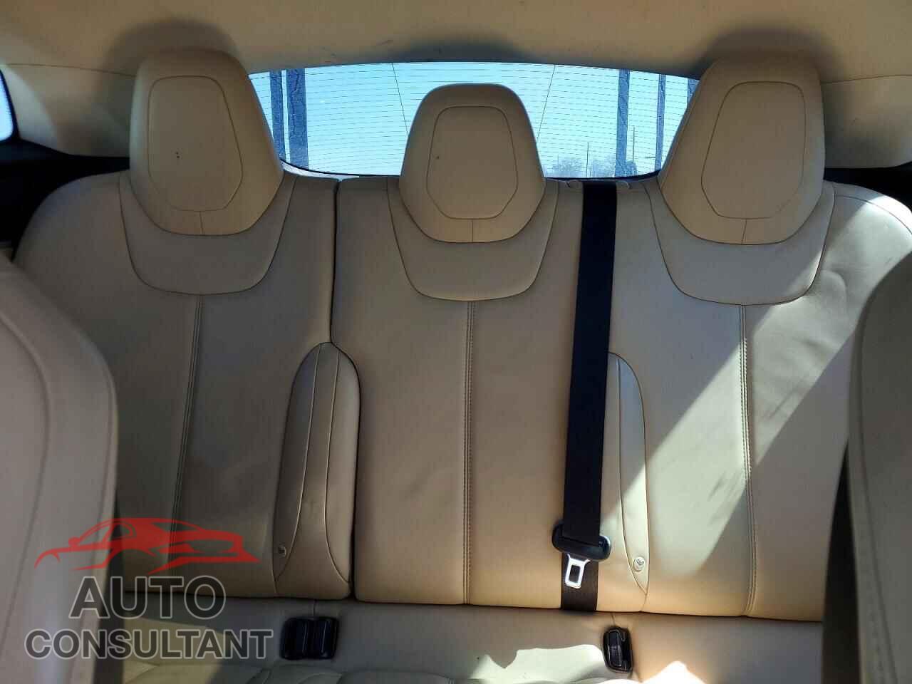 TESLA MODEL S 2015 - 5YJSA1S24FF089186