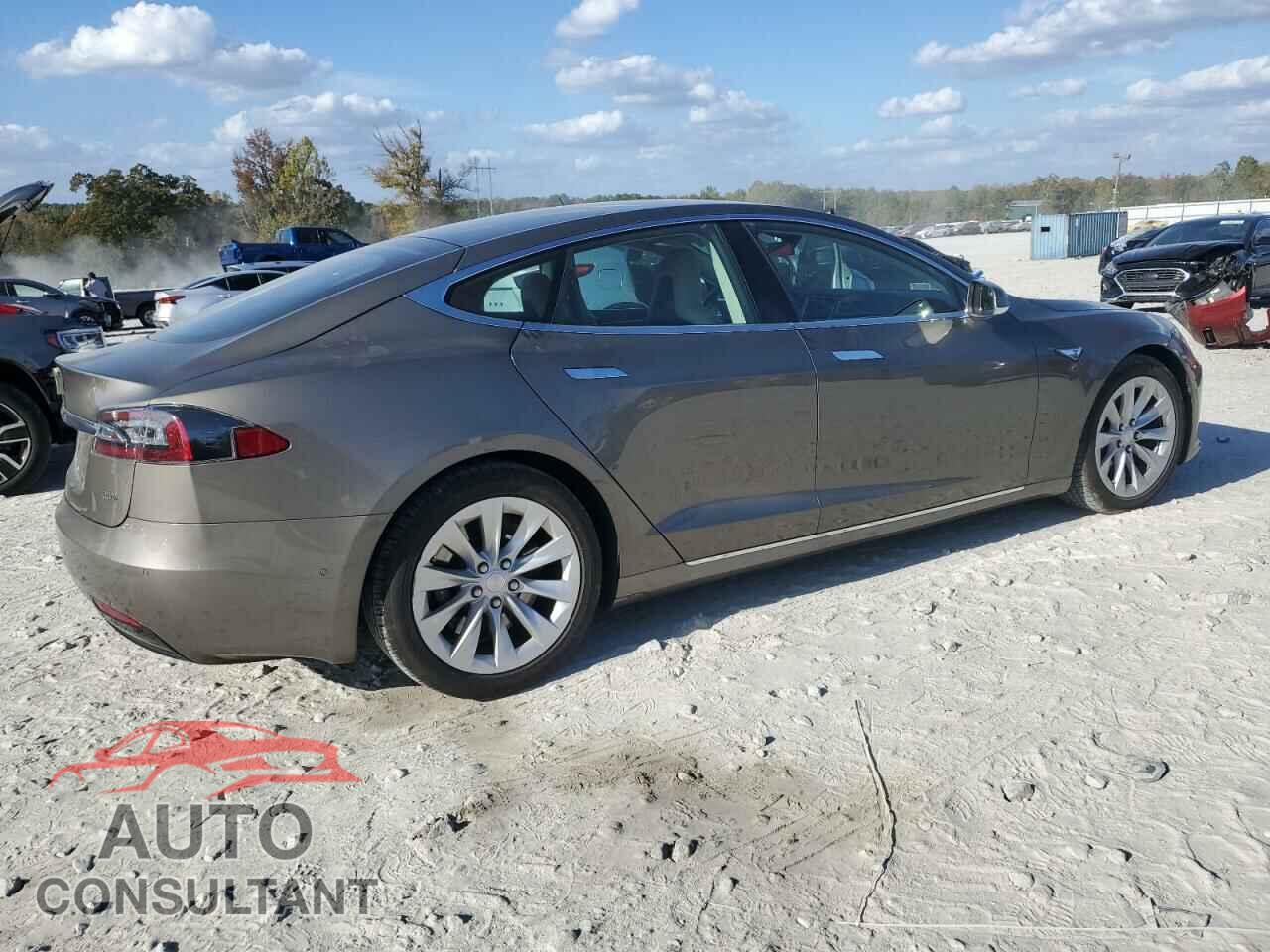 TESLA MODEL S 2016 - 5YJSA1E28GF143778