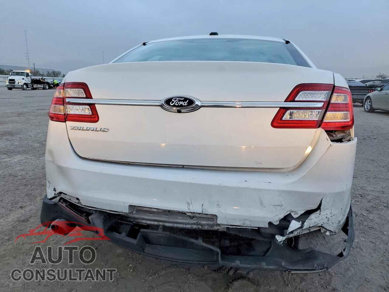 FORD TAURUS 2016 - 1FAHP2D89GG125113