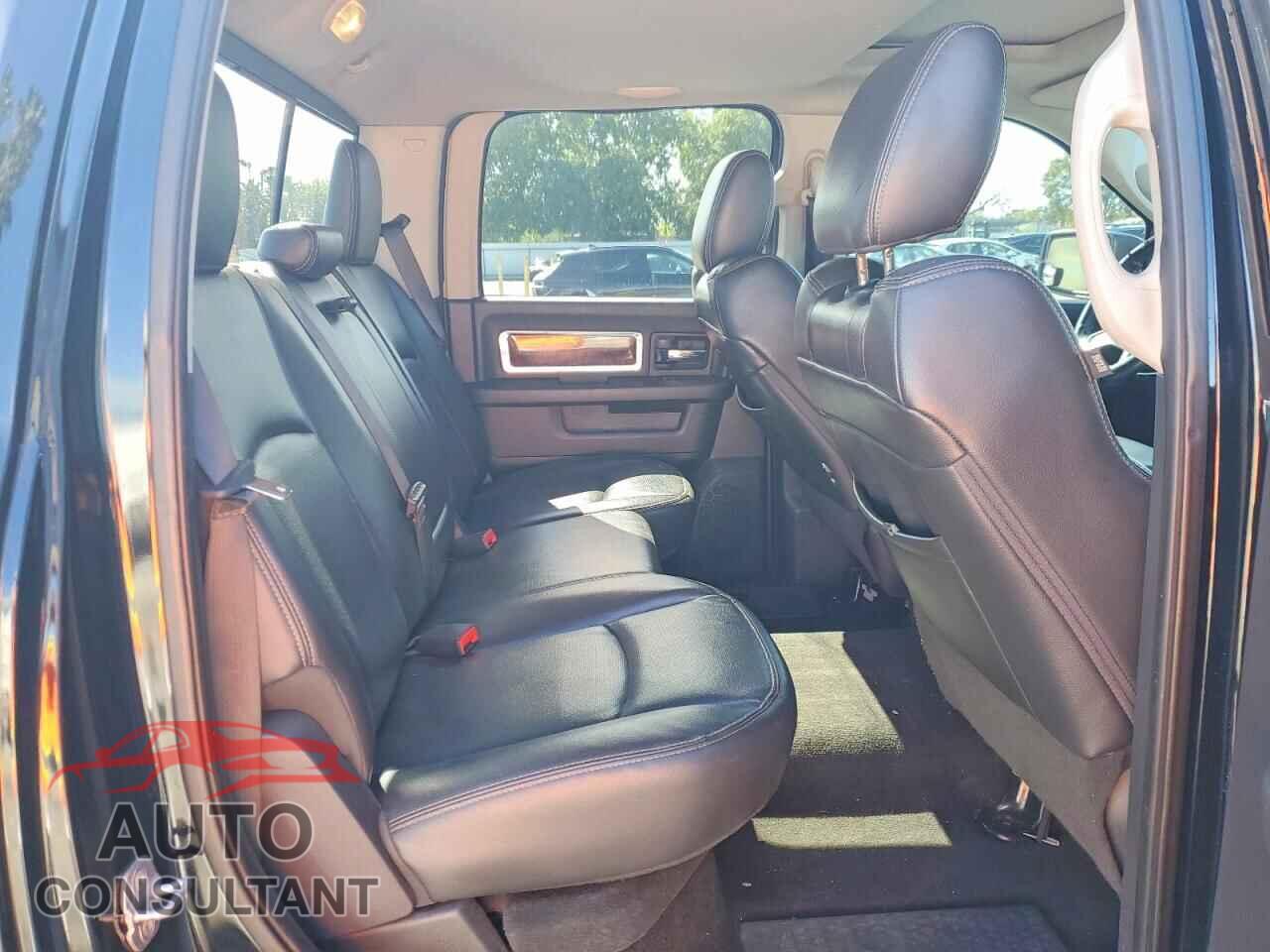 DODGE RAM 1500 2012 - 1C6RD7NT2CS338653