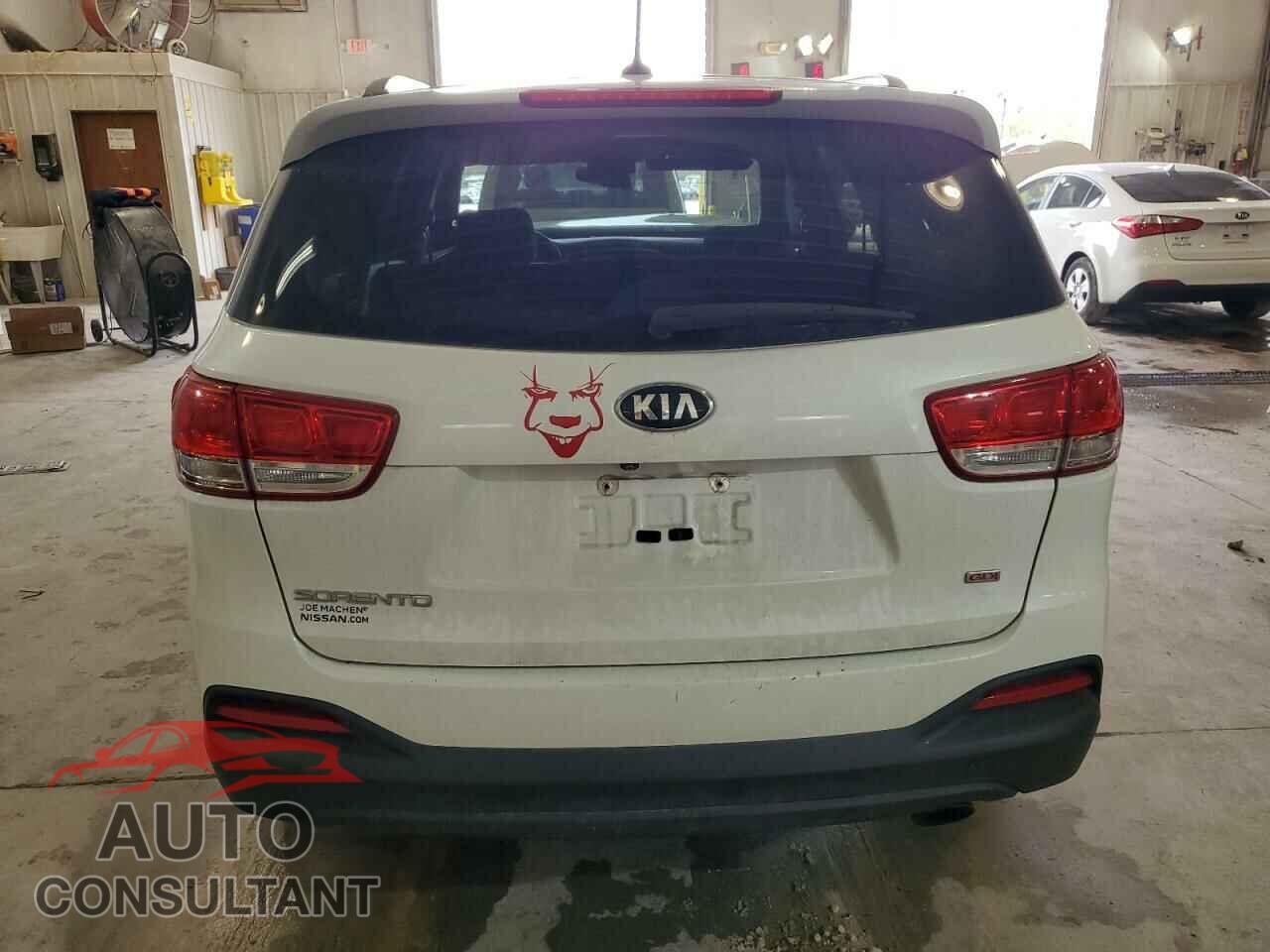 KIA SORENTO 2017 - 5XYPG4A36HG194369