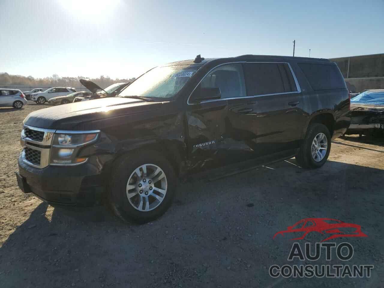 CHEVROLET SUBURBAN 2019 - 1GNSKHKC0KR205901