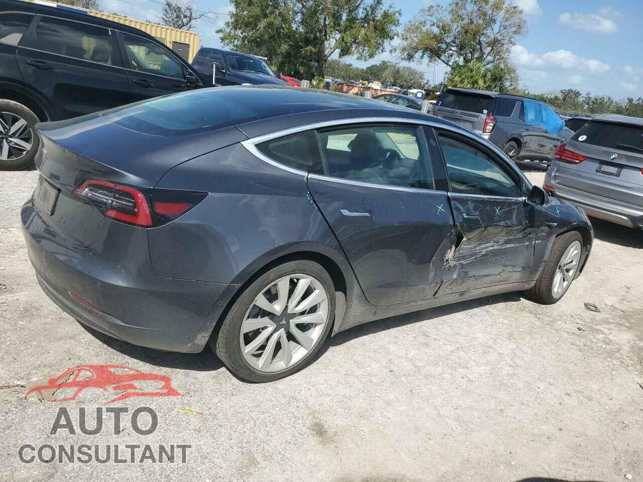 TESLA MODEL 3 2019 - 5YJ3E1EB7KF406571