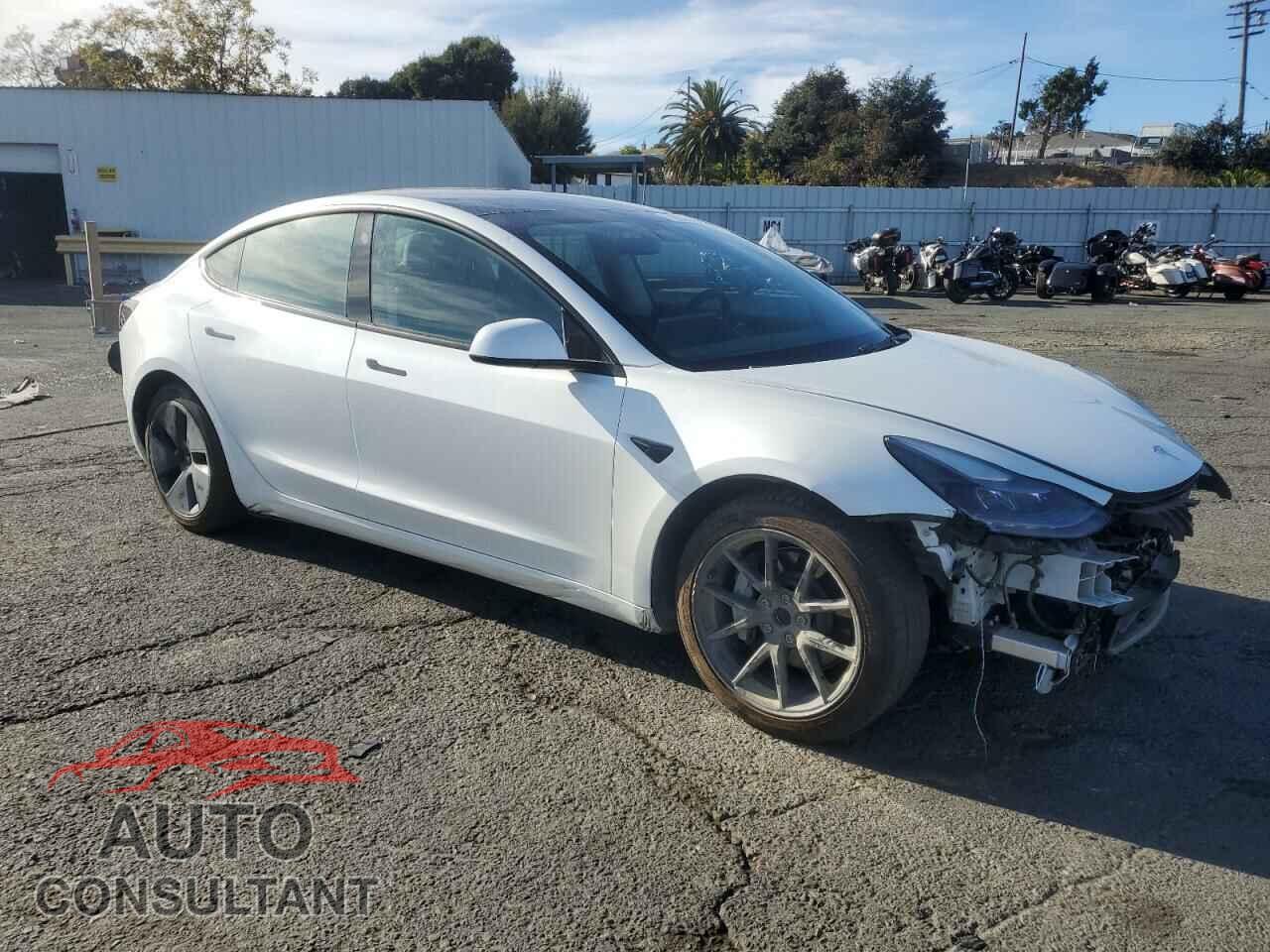TESLA MODEL 3 2023 - 5YJ3E1EAXPF432841