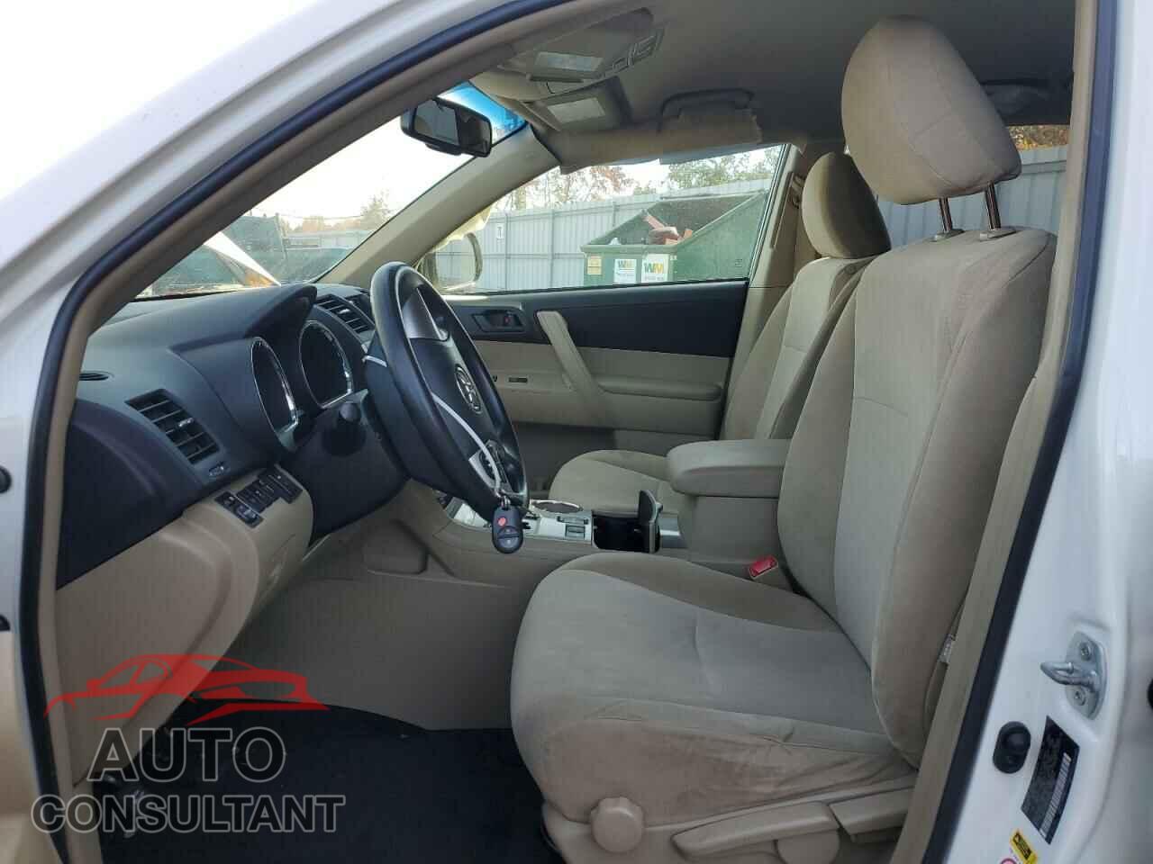 TOYOTA HIGHLANDER 2013 - 5TDBK3EH5DS250453