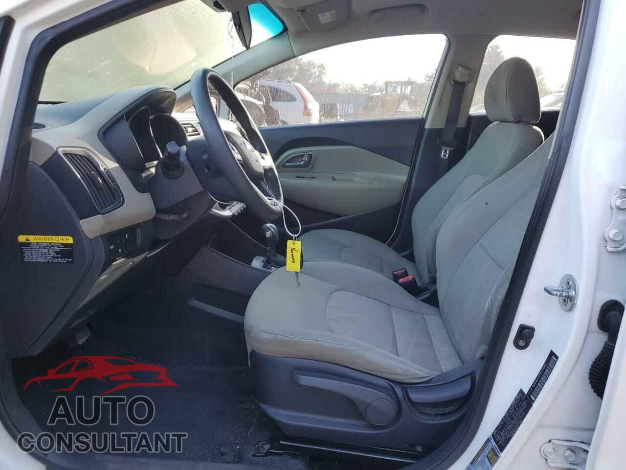 KIA RIO 2016 - KNADM4A30G6577380